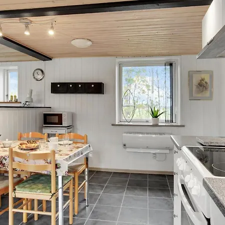 Apartment In Outrup With Kitchen